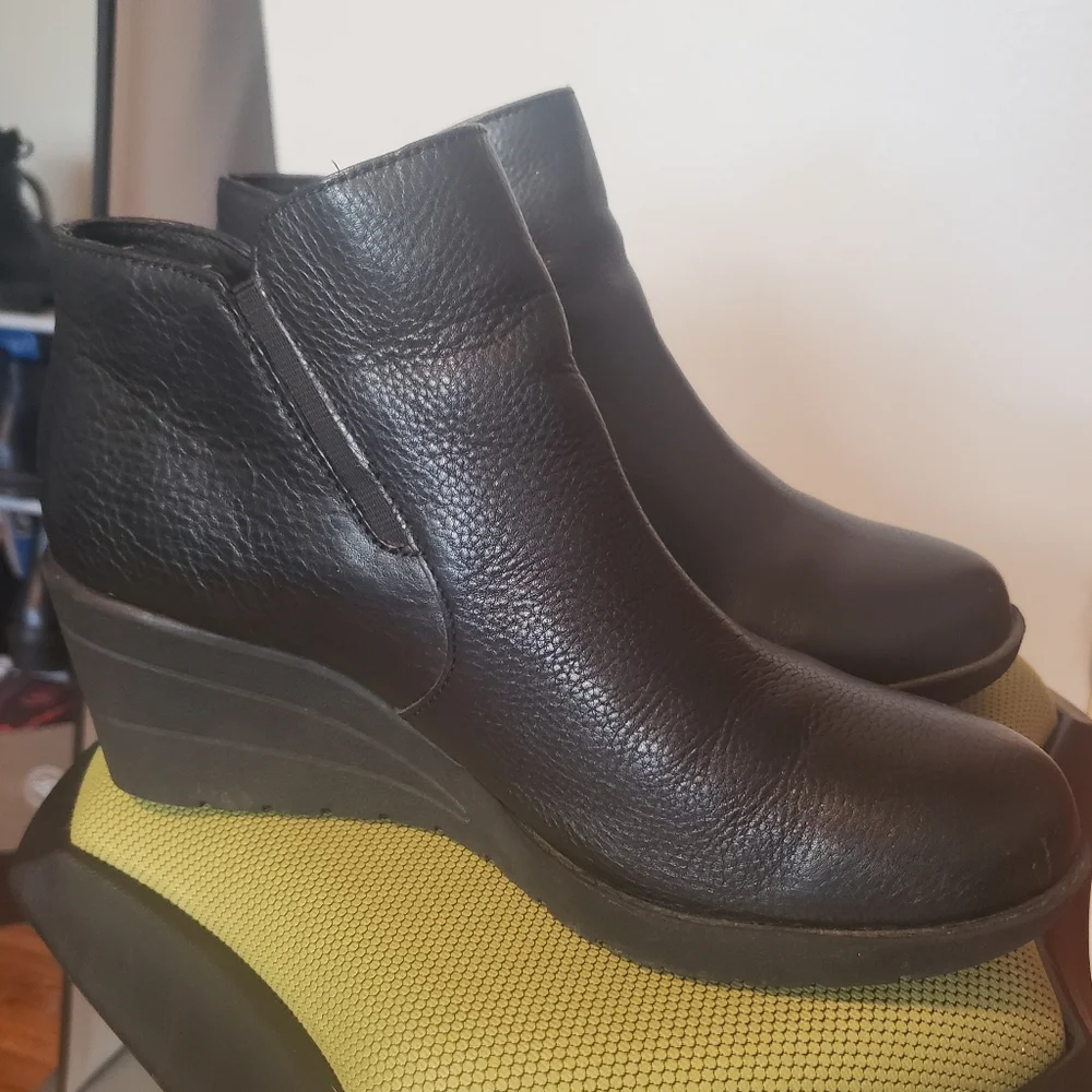 Sofft Salem Wedge Bootie - Picture 7 of 9